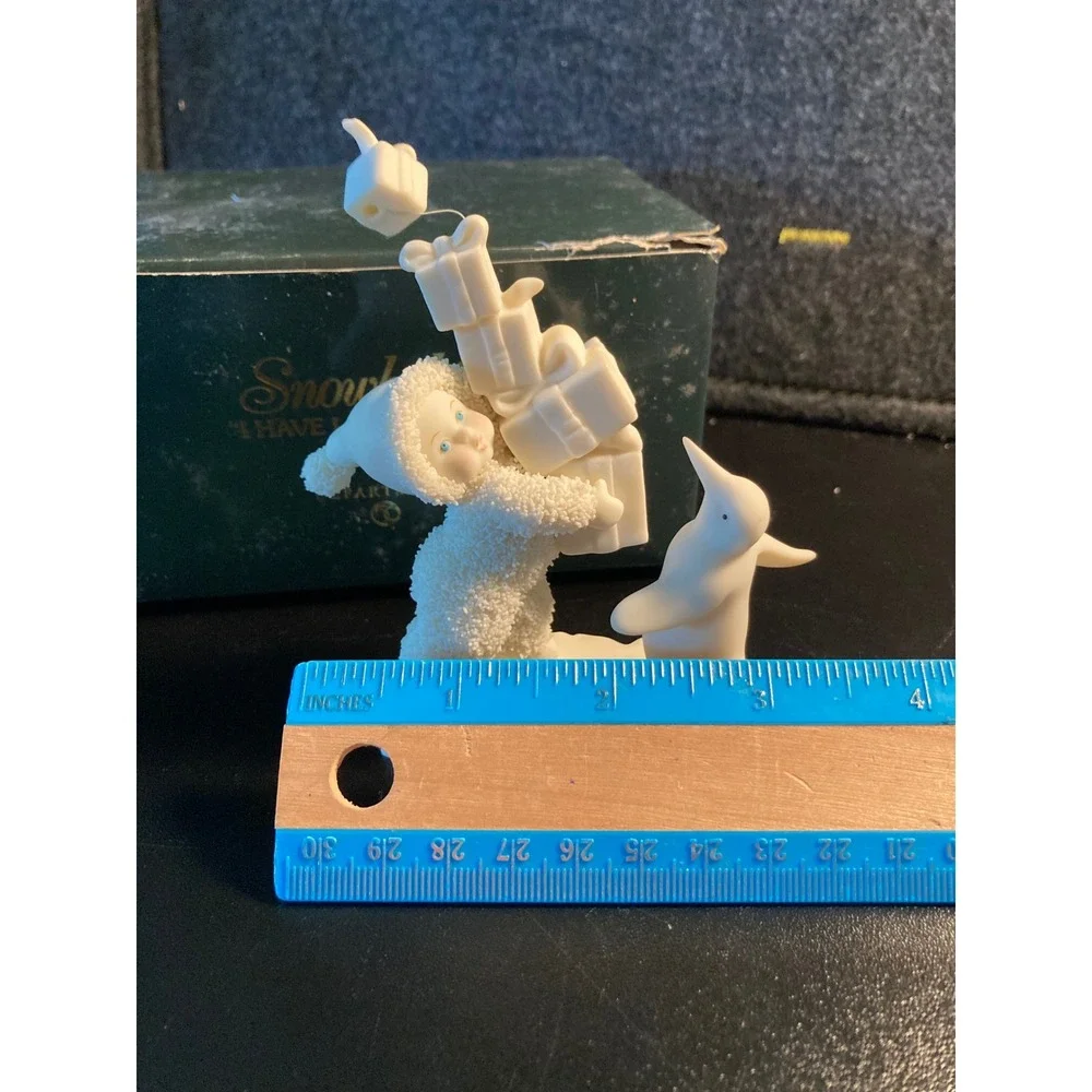 Department 56 Snowbabies I Have Lots To Give Figurine Penguin Gifts 56.68114